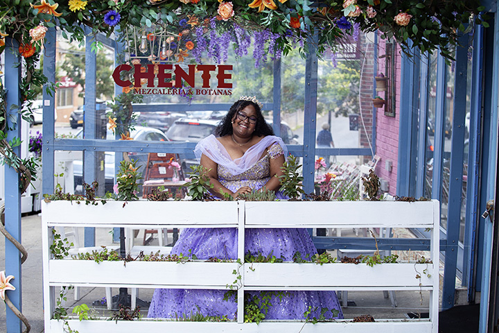 Sweet 16 Photo Shoot at Cocina Chente by Stacey Natal